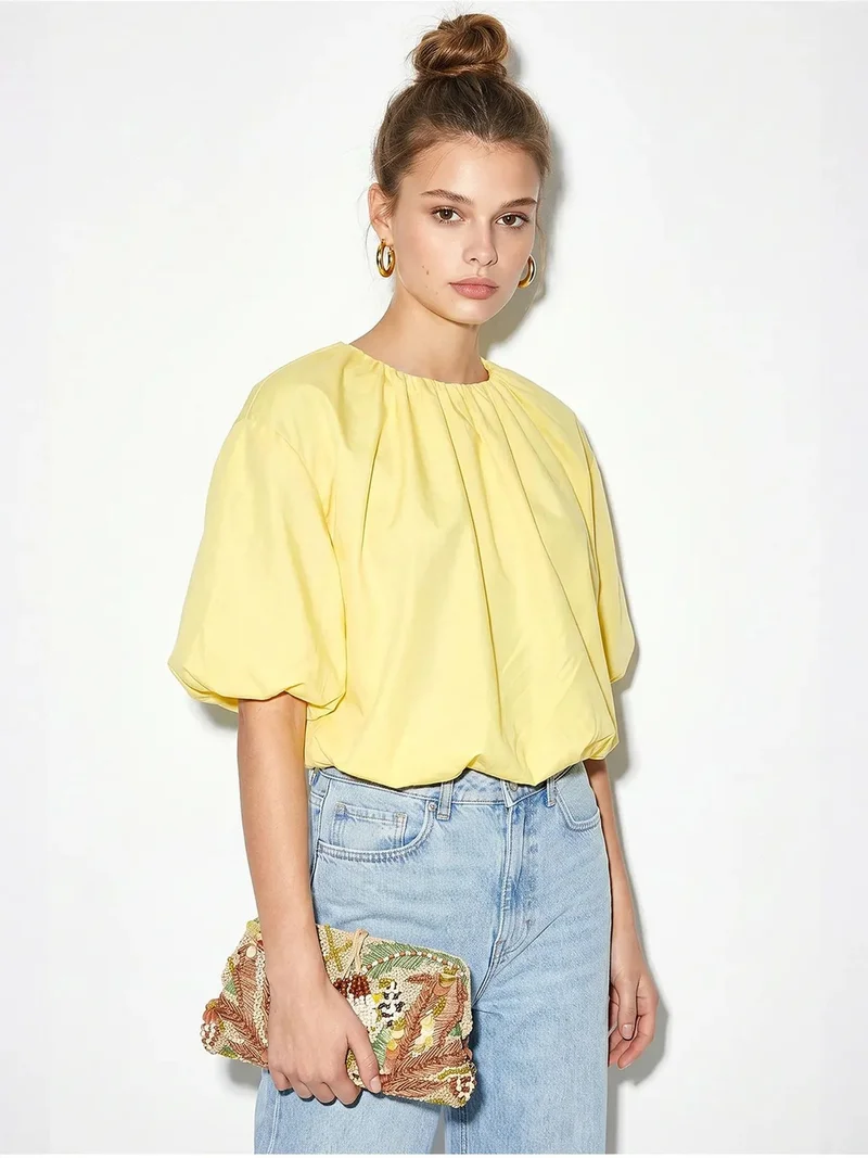 بيانكو لوتشي LUCCI Crop Poplin Blouse With Crew Neck