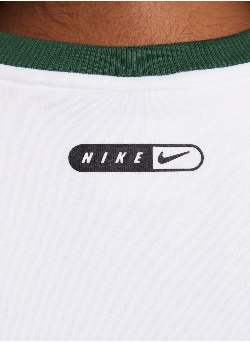 Nike - Essential T-Shirt - Image 1