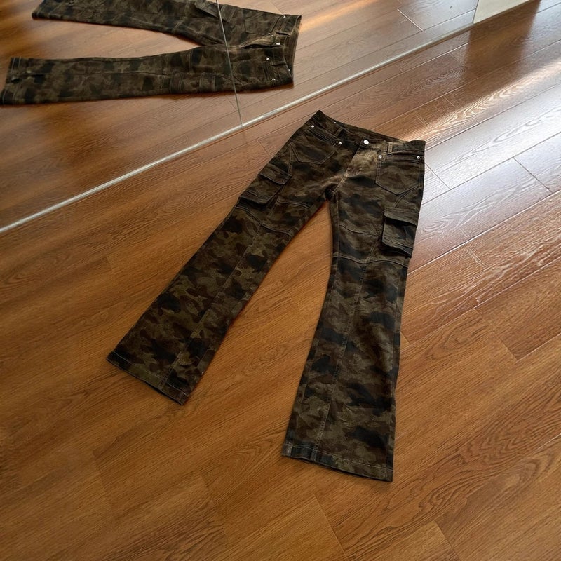 Unisex Classic Denim Jeans Loose Fit Daily Outdoor Wear - Image 1