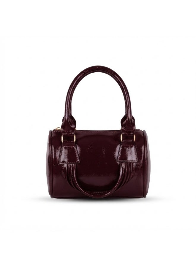An elegant bag that combines sophistication and practicality in one soft, attractive design suitable for all times.BA-73
