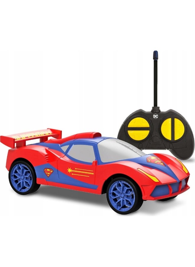 Bladez Toyz سيارة سباق دي سي سوبرمان (1:28، أحمر/أزرق) - Image 2