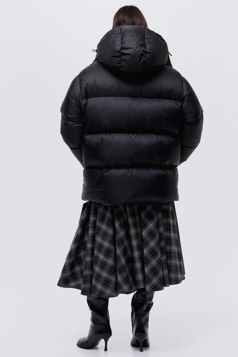 اتش اند ام جاكيت منفوخ مبطن بالريش بغطاء رأس