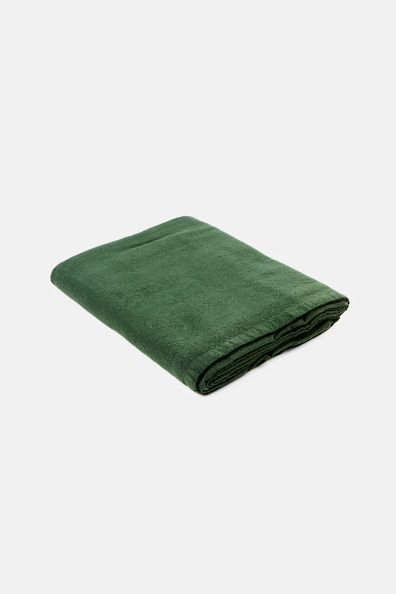 Muy Mucho Textured Tablecloth 140 x 180 cm, Dark Green