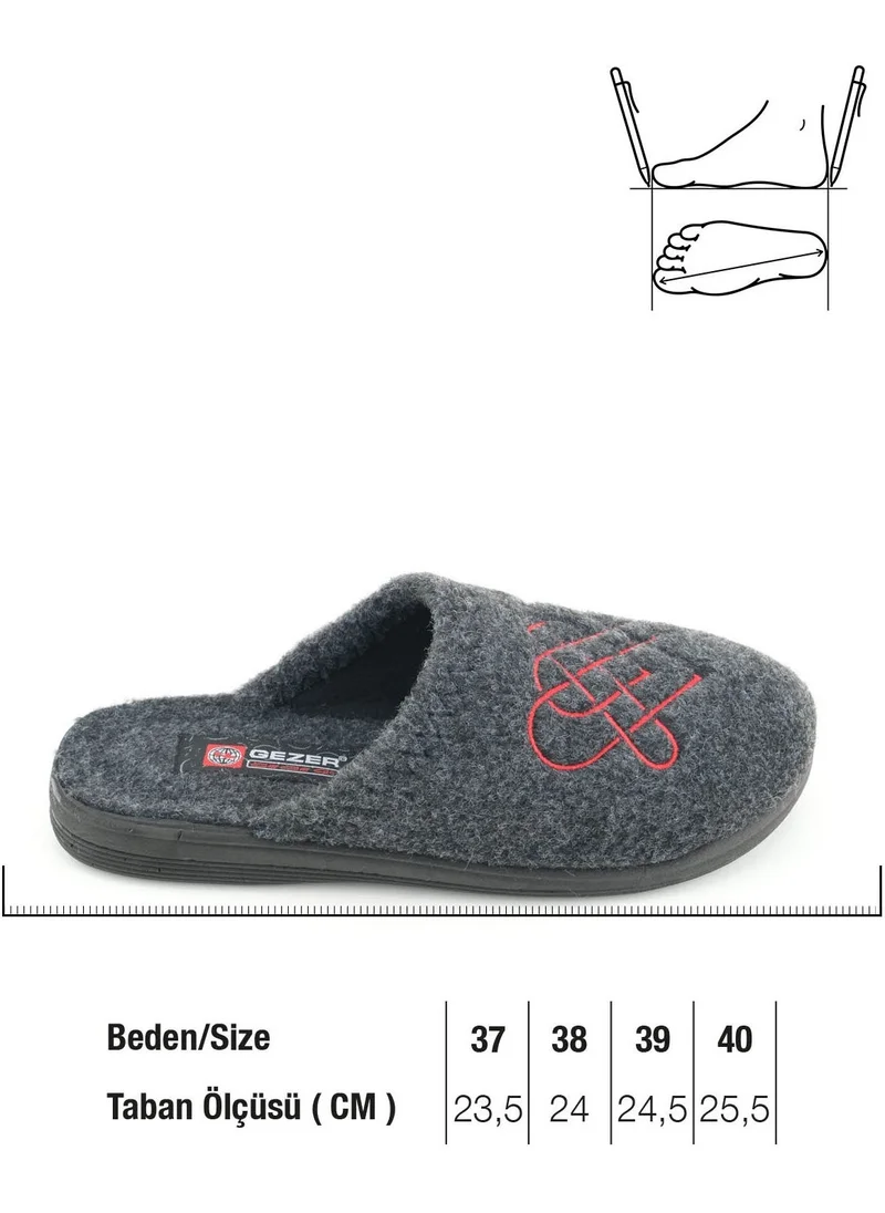 جيزر Women's Winter Felt Embroidered Heart Design Home Garden Slippers