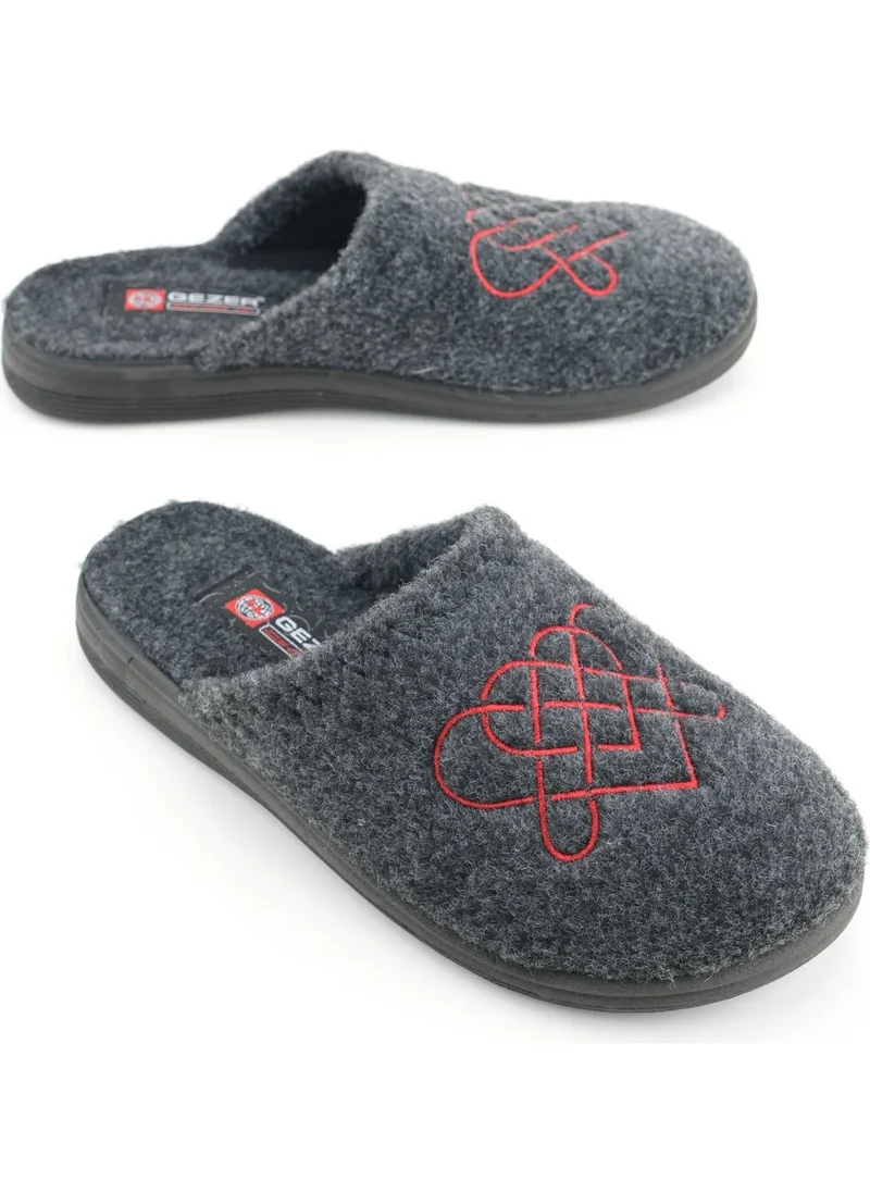 جيزر Women's Winter Felt Embroidered Heart Design Home Garden Slippers