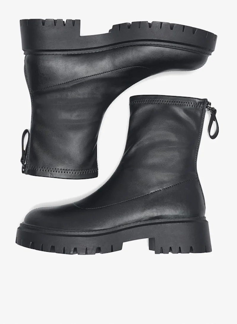 ONLY Onllizzo Ankle Zipper Sock Boots