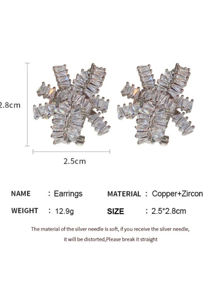 Generic - Luxurious Cubic Zirconia Snowflake Earrings in Silver Copper - Sparkling Statement Jewelry for Evening Elegance 2.8cm*2.5cm - Image 1