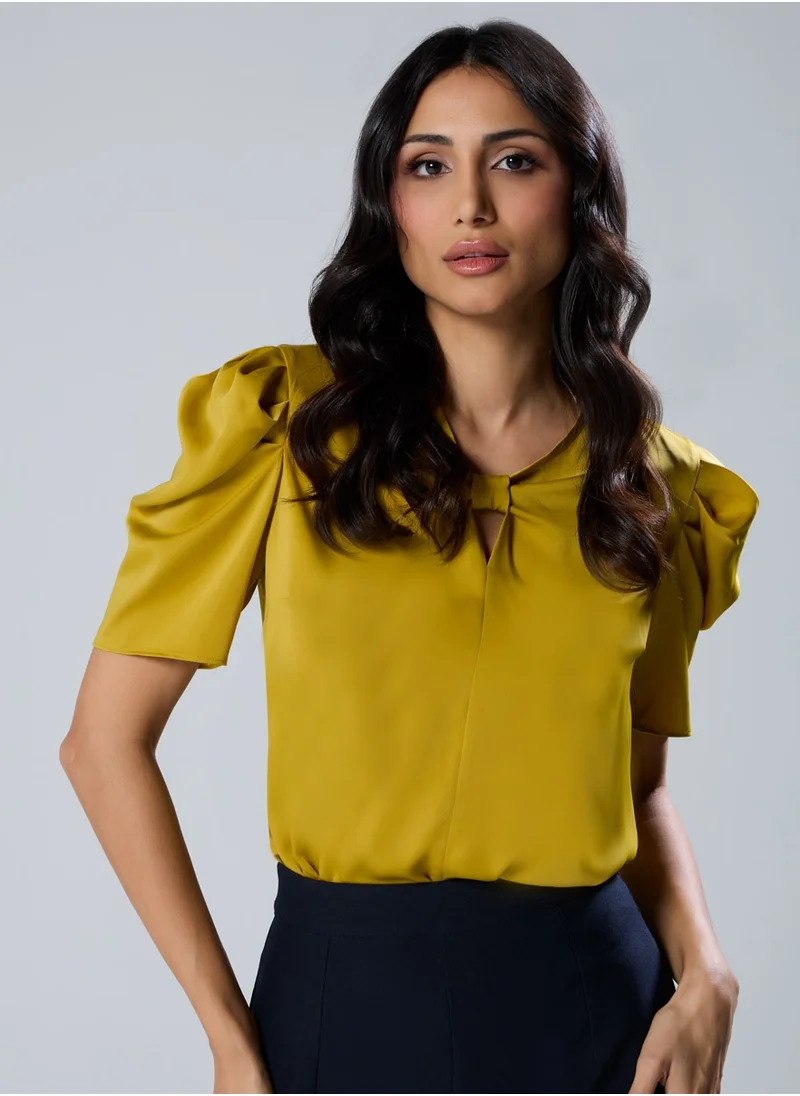 Zigzag Satin Short Sleeve Top