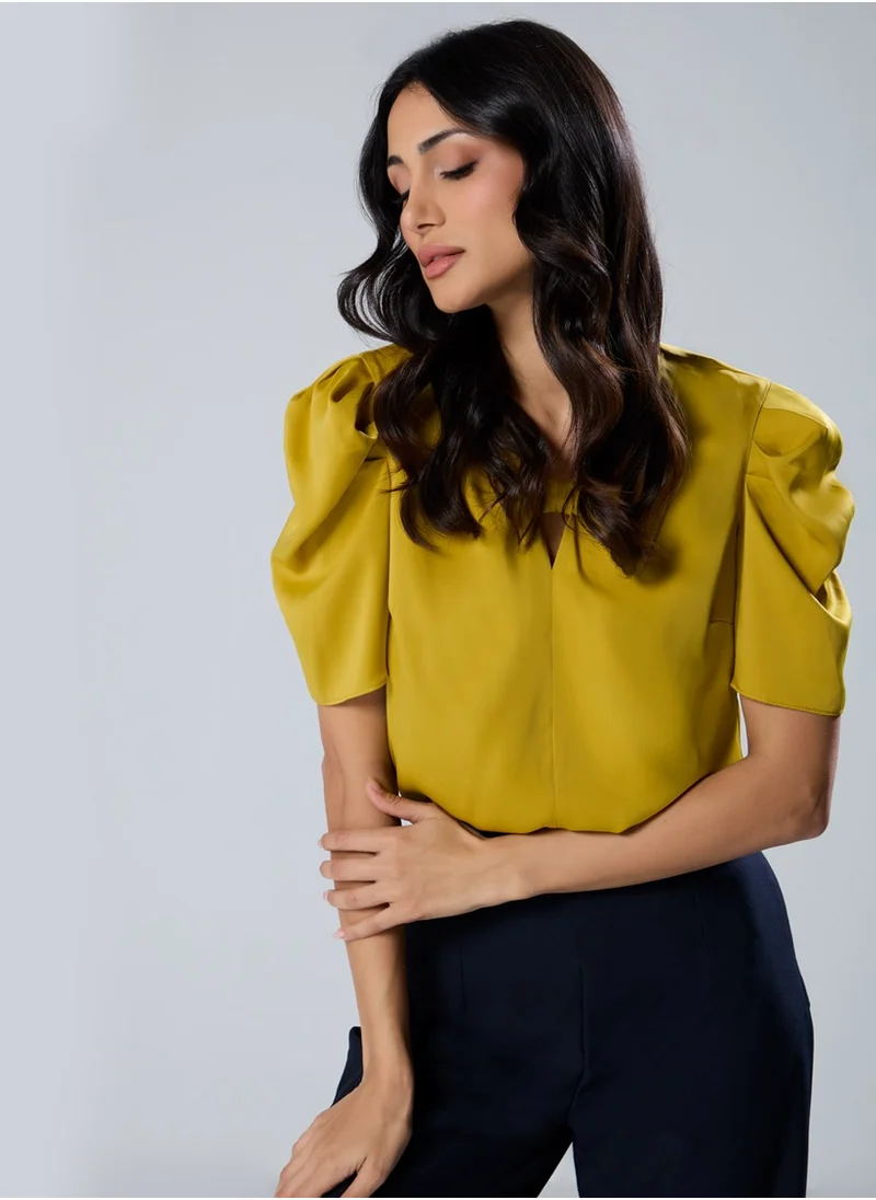 Zigzag Satin Short Sleeve Top