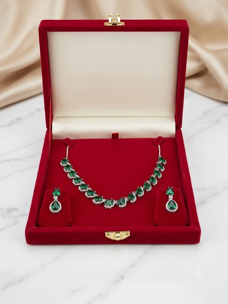 Viny Elegant American Diamond & Emerald Green Imitation Necklace Set for Women - Perfect for Parties, Weddings, & Festivals (Diwali, Eid) - Image 4