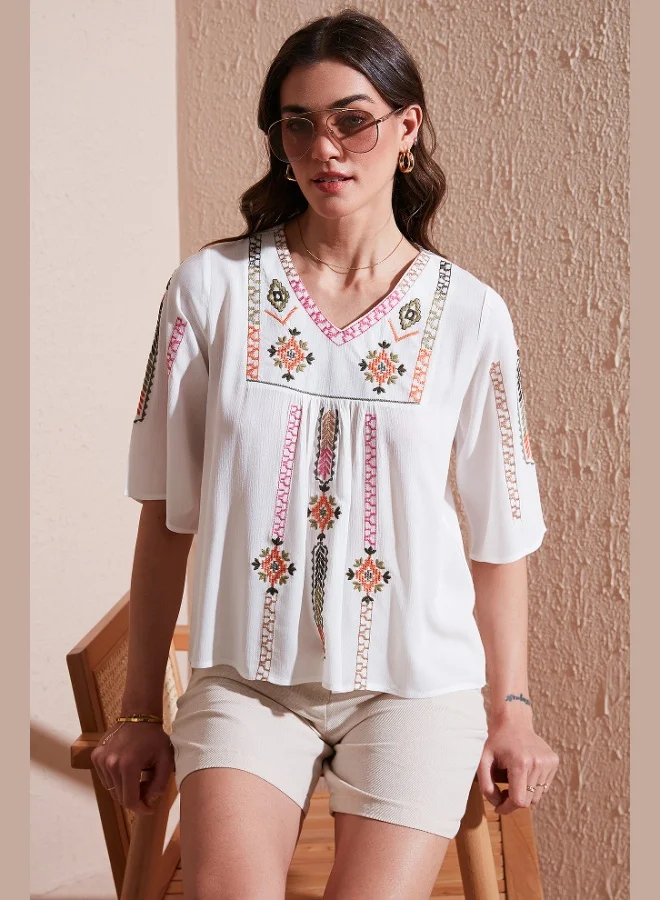 ليلا بلوزة قطنية ليلى مطرزة بقصة عادية للنساء