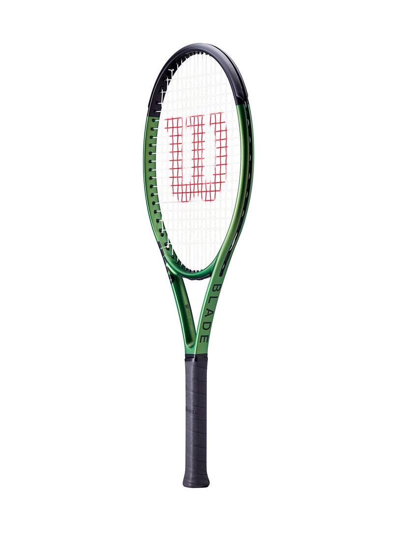 Wilson Blade 26 V8 Tennis Racket, Head 100, 16x19, Junior Intermediate - Green/ Black - Image 3