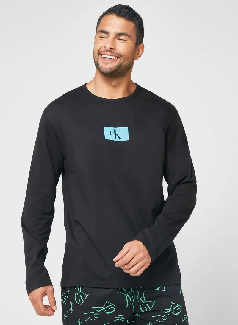 CALVIN KLEIN Logo Cre Neck T-Shirt And Pyjama Set