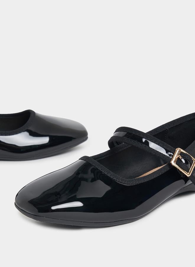 Styli Patent Ballerina Shoes with Buckle Strap - Image 3