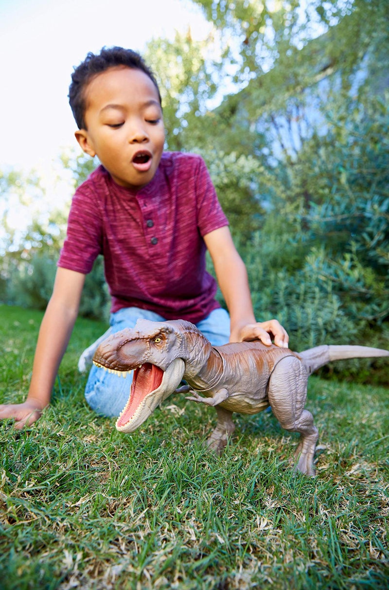 Jurassic World Bite 'n Fight Tyrannosaurus Rex in Larger Size with Realistic Sculpting, Articulation and Dual-Button Activation for Tail Strike and Head Strikes, Ages 4 and Older - Image 4