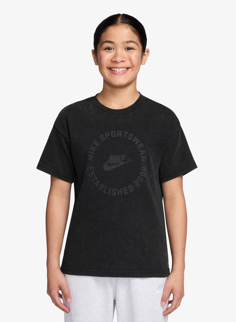 Nike Youth Nsw Collection T-Shirt - Image 1