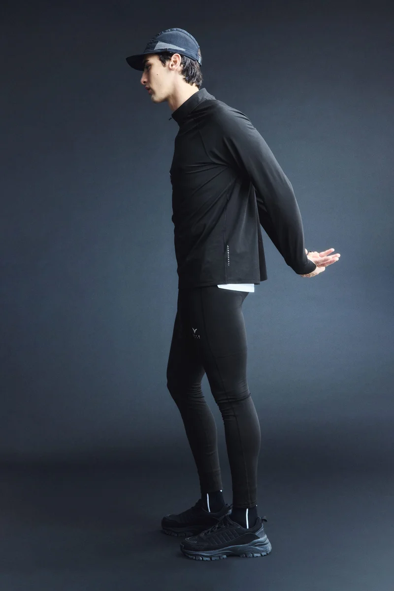 اتش اند ام كولون رياضي من قماش ثيرمو موف