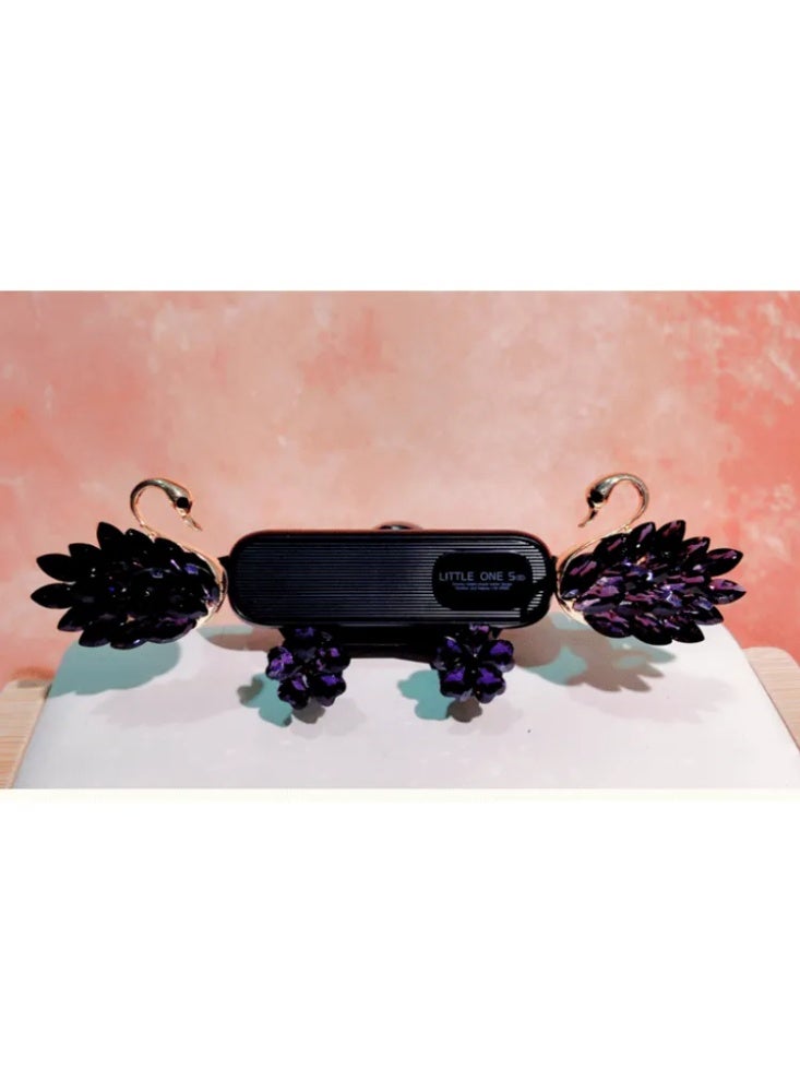 Women’s Diamond Swan Car Phone Holder - Sparkle & Elegance for Gulf Ladies’ Luxury Ride 💎🇸🇦 (Easy Mounting in Seconds) - Image 2