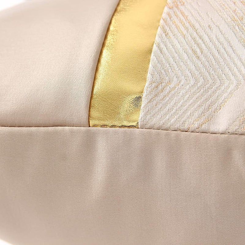 Coeufuedy أغطية وسائد زخرفية مقاس 18×18 بوصة، لون بيج وذهبي، جلد، خطوط، ترقيع، جاكار، كيس وسادة فاخر، غطاء وسادة مربع حديث فاخر للأريكة والأرائك وغرفة المعيشة وغرفة النوم، طقم من قطعتين - Image 3