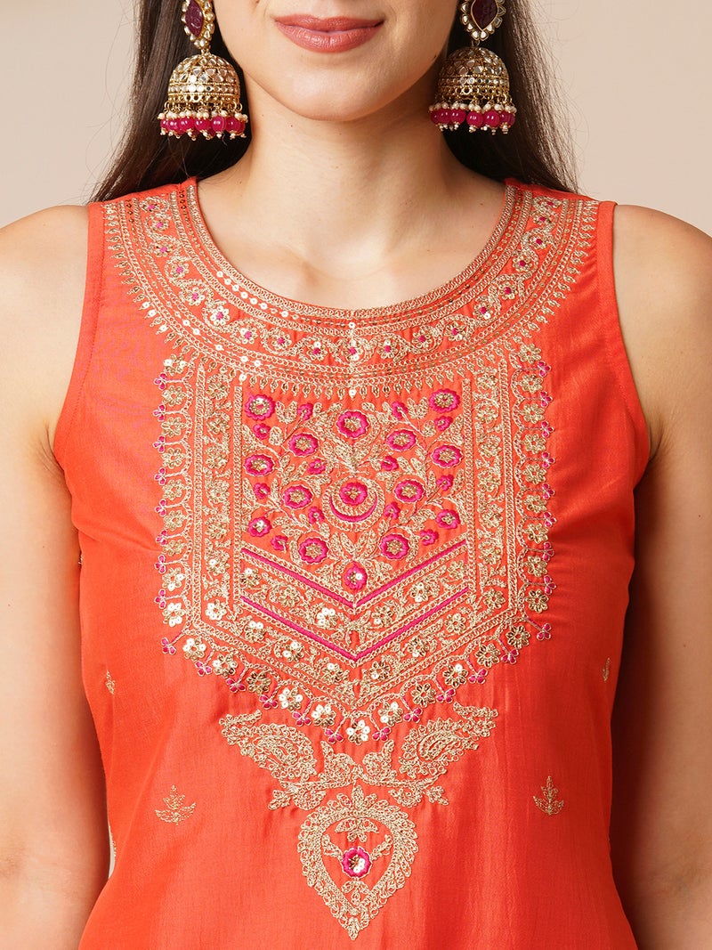 globus Globus Women Orange-Coloured Ethnic Motifs Yoke Design Zari Straight Kurta With Sharara Dupatta - Image 4