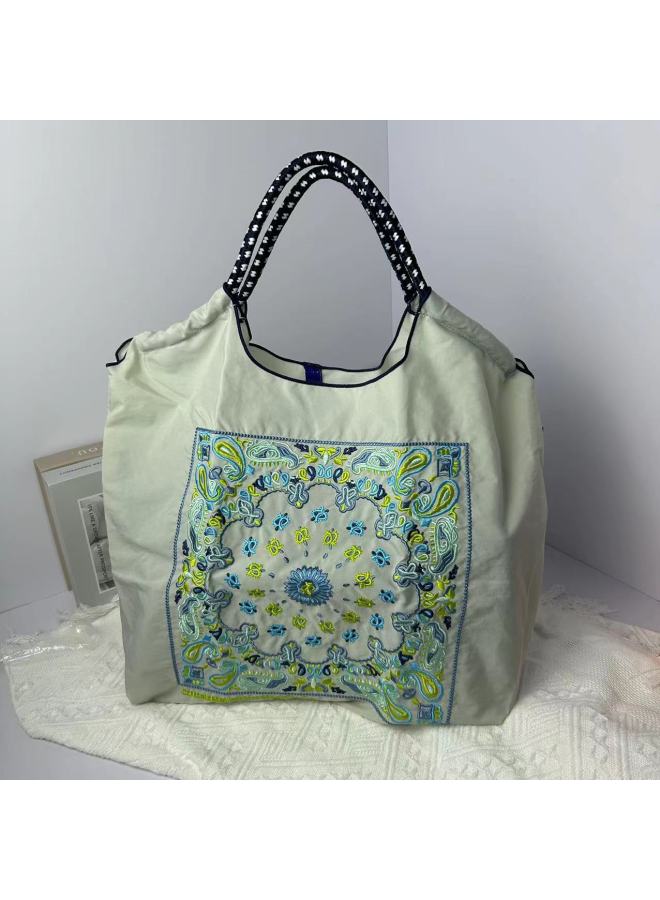 Fashionable Summer Japanese Style Ball Chain Embroidery Large Capacity Women's Shoulder Bag Trendy Crossbody Bag For Motorcycle-Color:Light Gray Cashew Flower-Size:Medium - Image 1
