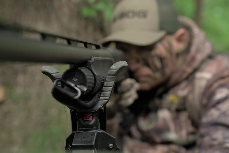 Bog Havoc Family with Universal Shooting Rest, Twist Lock Legs, Lightweight Aluminum Construction, Foam Grips for Shooting, Hunting, and Outdoors - Image 4