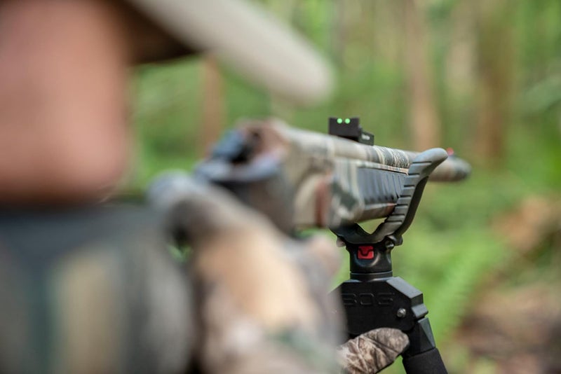 Bog Havoc Family with Universal Shooting Rest, Twist Lock Legs, Lightweight Aluminum Construction, Foam Grips for Shooting, Hunting, and Outdoors - Image 3