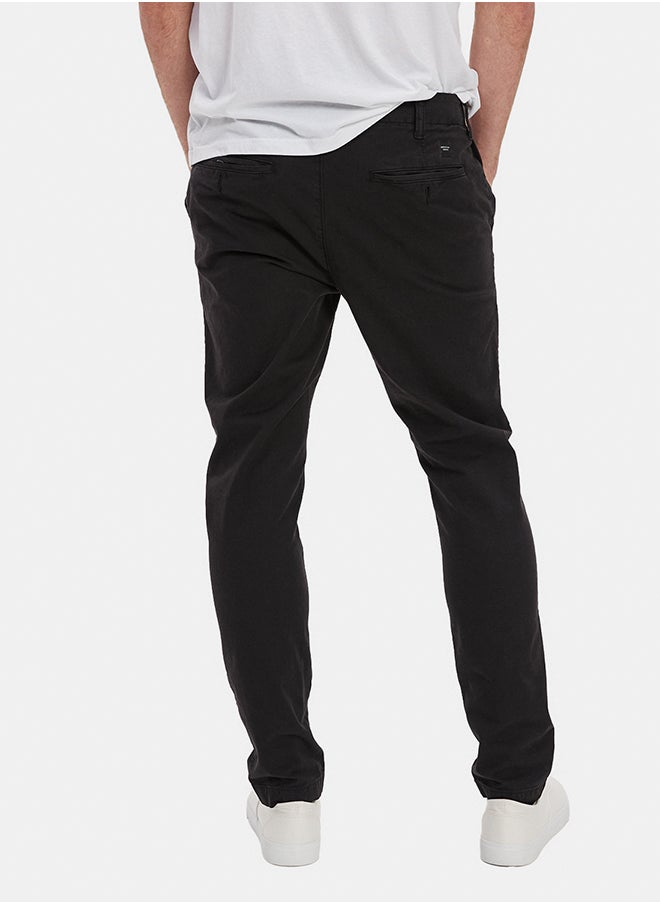 Essential Skinny Fit Chinos - pzsku/Z00AABE51651010C4D3C3Z/45/_/1739952527/33cb9332-0f30-4367-9e45-9da615b26c43