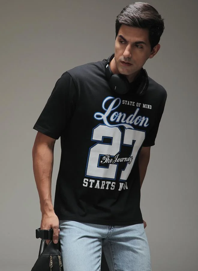 ديلينجر تيشيرت مطبع بأكمام قصيرة وقصة واسعة للرجال