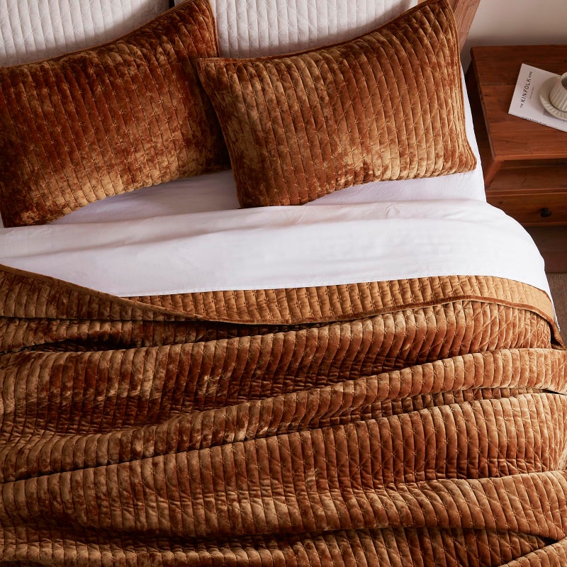 LEAONME Velvet Quilt California King Size 118''x106'', Lightweight Caramel Velvet Comforter Set with 2 Matching Shams, Soft Cross Stitch Bedspread Coverlet, Oversized King Bedding Set for All Season - Image 4