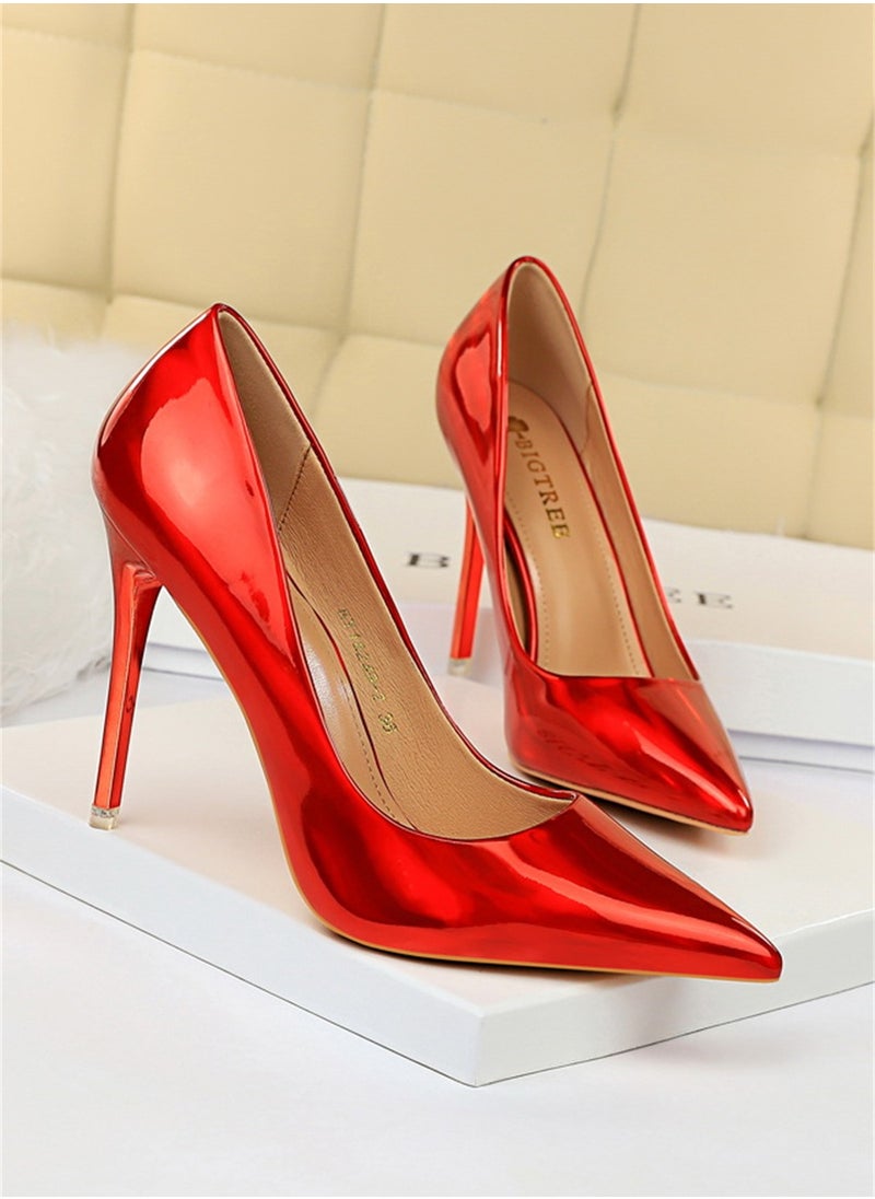BIGTREE 10.5cm Metal Heels High Heels Bright Patent Leather Shallow Cut Pointed Slim Heels Red  - Image 1