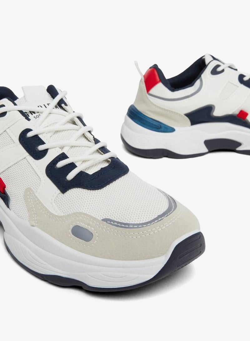 ستايلي حذاء سنيكرز شانكي بنمط كتل الالوان ورباط غلق - Image 3