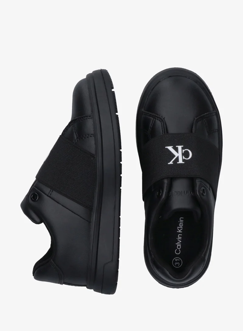 كالفن كلاين جينز حذاء رياضي قصير