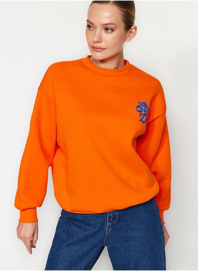 trendyol Orange Thick Inside Polar Slogan Embroidered Regular/Normal Pattern Knitted Sweatshirt TWOAW24SW00094  - Image 2