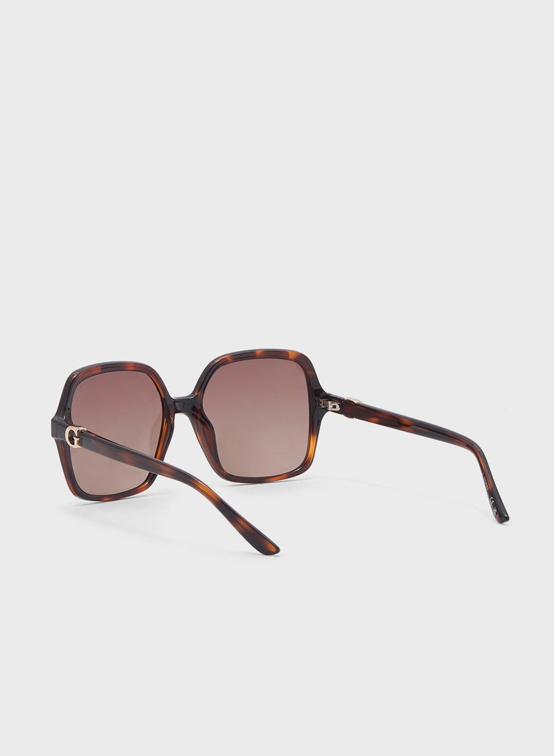 GUESS Oversized Sunglasses - Image 3
