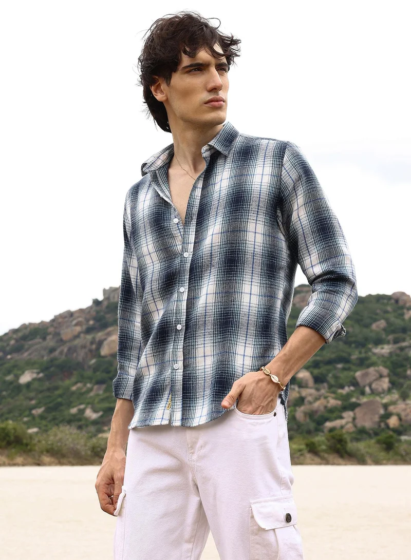 Campus Sutra Ombre Buffalo Check Shirt