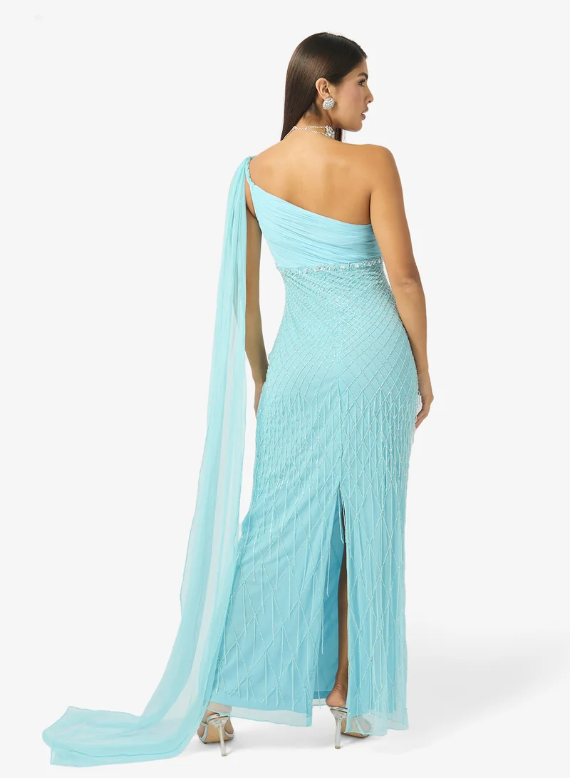 نمشي x فستان سهرة بكتف واحد مزين بالخرز وأكمام كاب