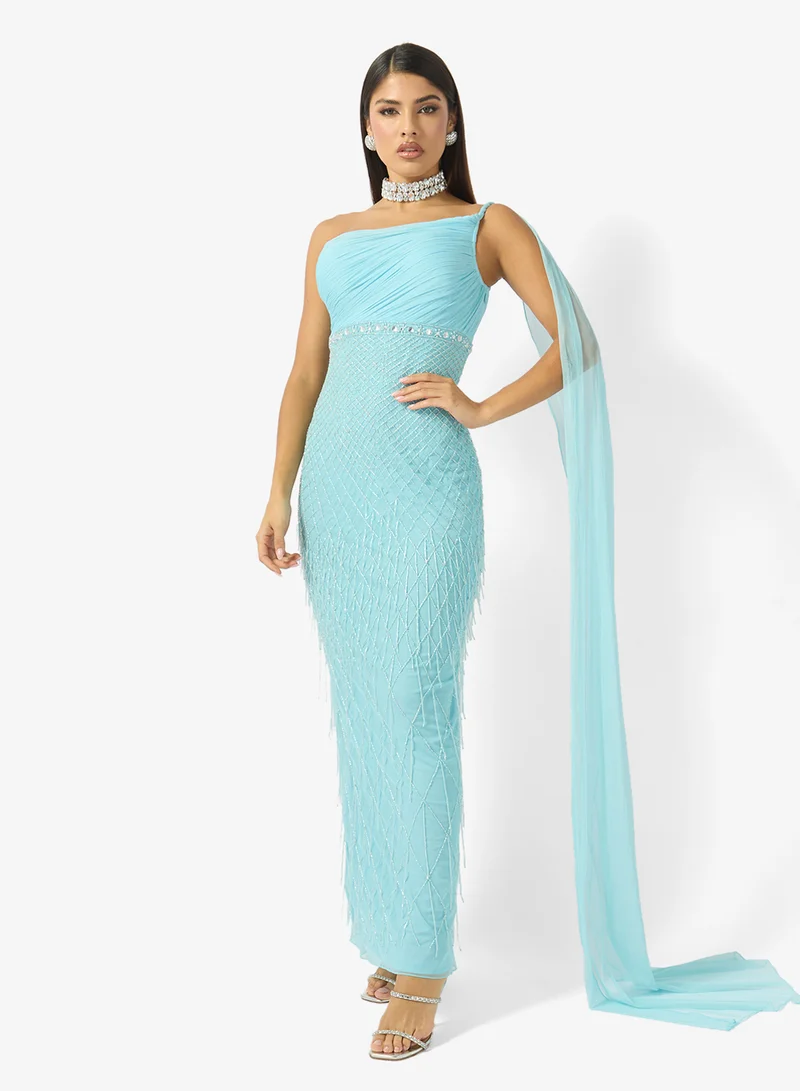 نمشي x فستان سهرة بكتف واحد مزين بالخرز وأكمام كاب