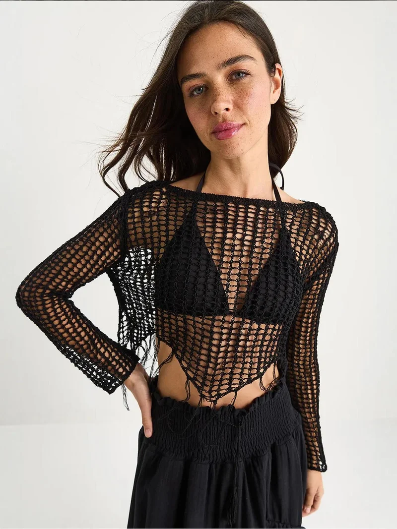 بيانكو لوتشي بلوزة قصيرة مكشكشة بياقة هالتر من لوتشي بنسيج بارز