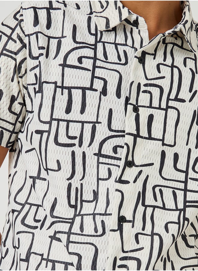 Styli Styli All-Over Print Short Sleeve Regular Fit Shirt  - Image 3