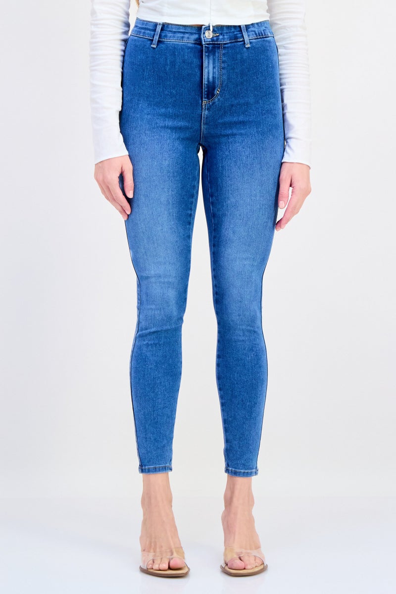 VERO MODA I Scenery by Vero Moda Women Skinny Fit Washed Stretchable Jeans, Mid Blue - Image 1