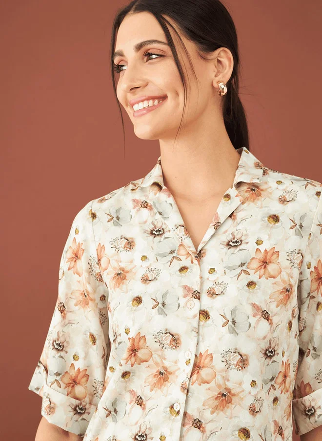 سولت اتاير SALT ATTIRE Spread Collar Short Sleeves Premium Floral Printed Regular Fit Casual Shirt