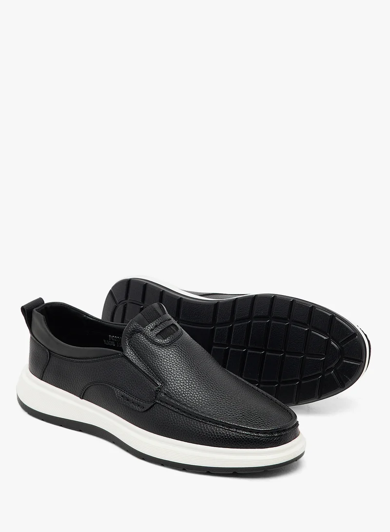 روبرت وود Casual Slip Ons