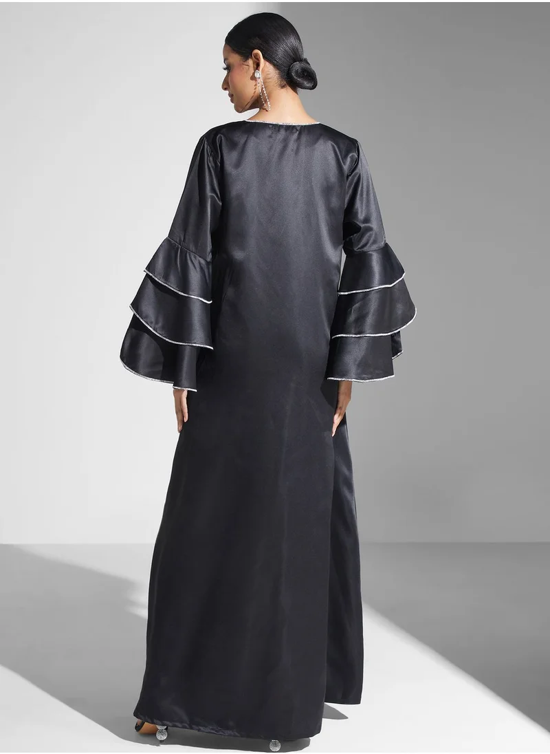 Khizana Abaya With Embellished Cuff