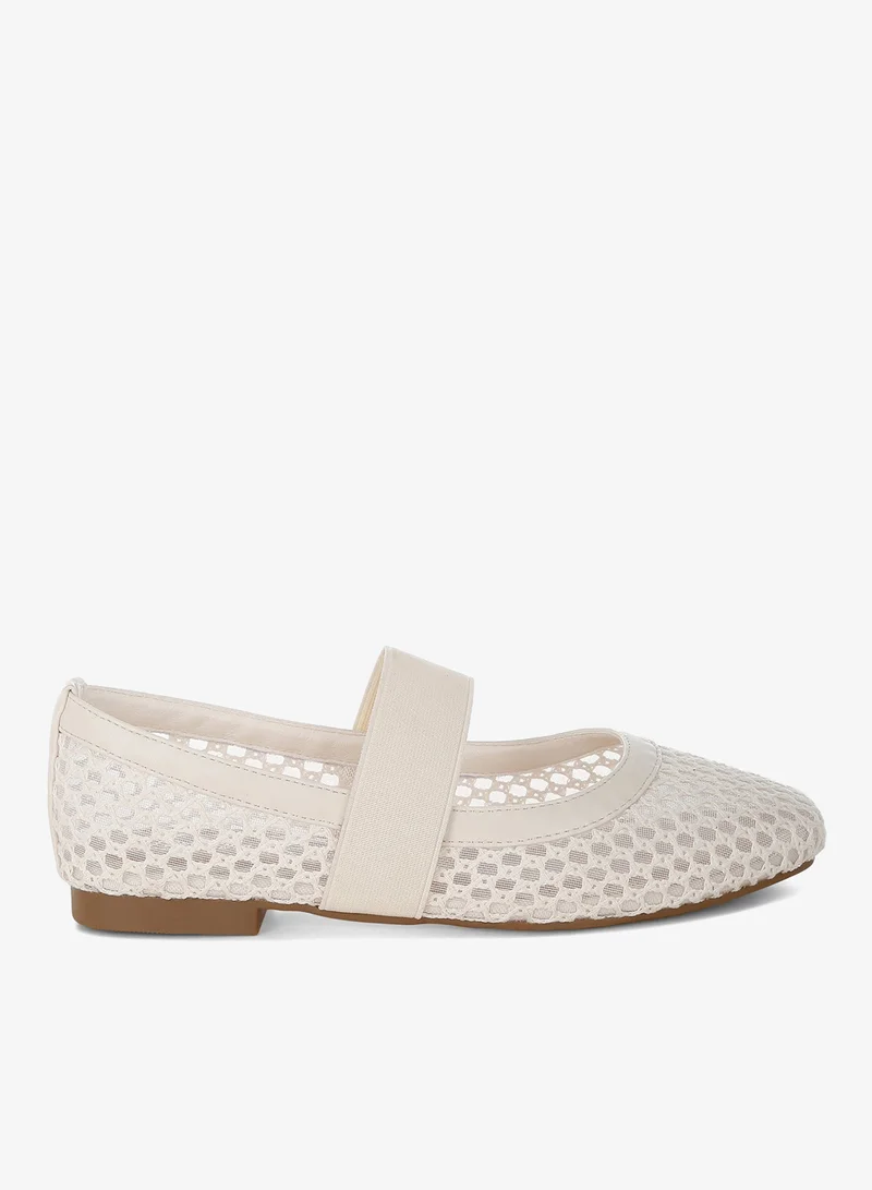 Mid-Foot Strap Ballerinas in Beige