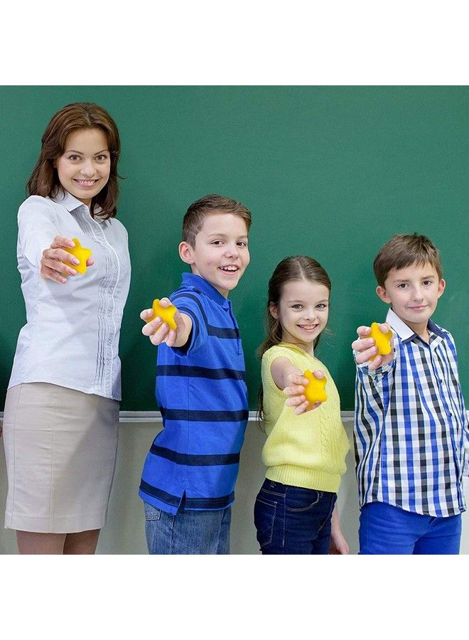 ArtCreativity نجوم الضغط للأطفال والبالغين عبوة من 12 لعبة إسفنجية بحجم 3 بوصات لتخفيف القلق هدايا ممتعة لحفلات عيد الميلاد وملء حقائب الهدايا للأولاد والبنات - Image 5