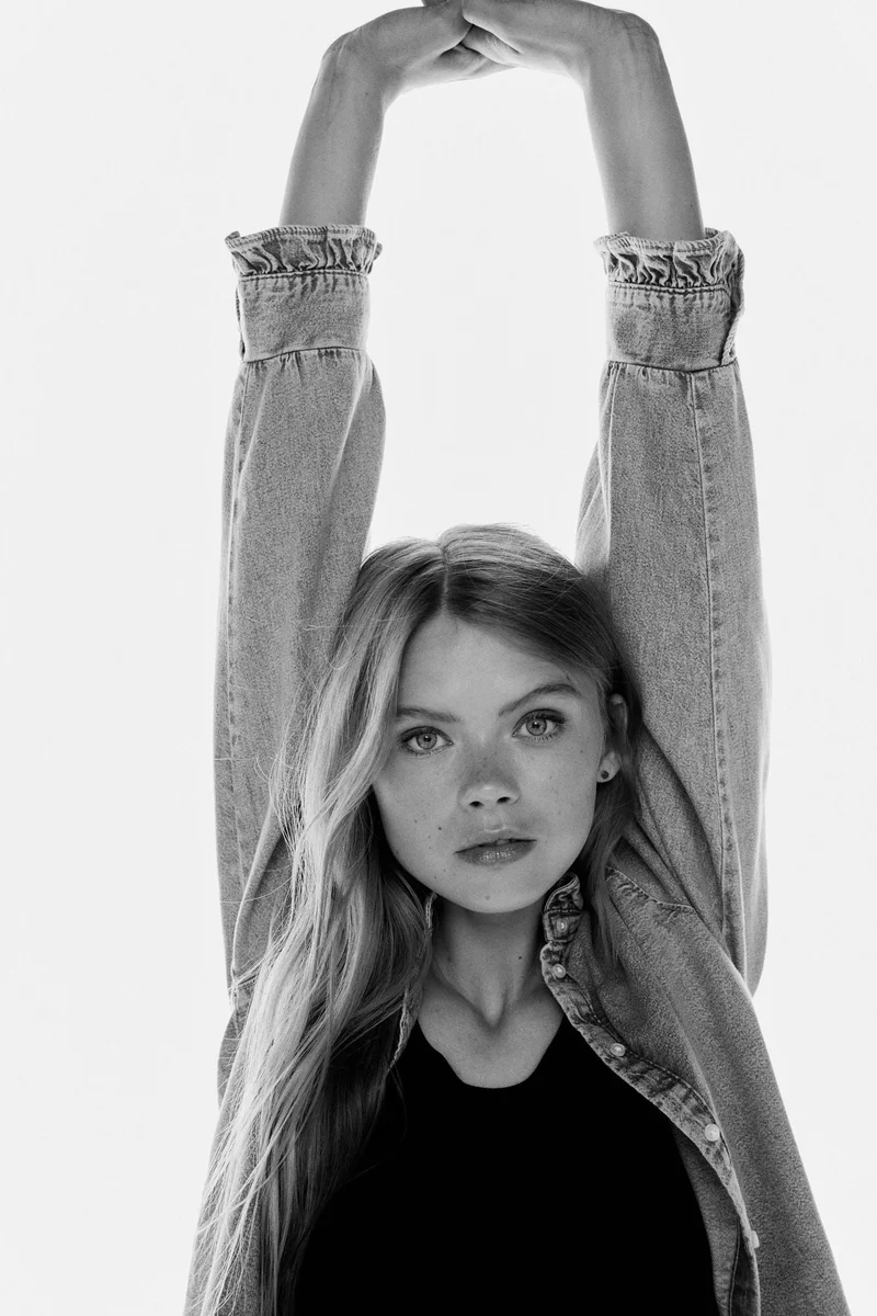 H&M Frill-trimmed denim blouse