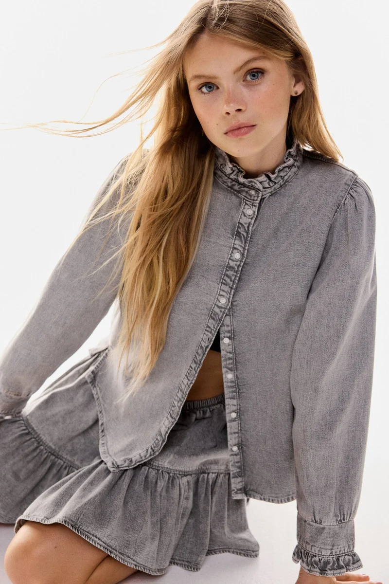 H&M Frill-trimmed denim blouse