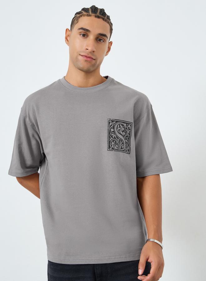 ستايلي تيشيرت واسع بطبعة جرافيك - Image 3