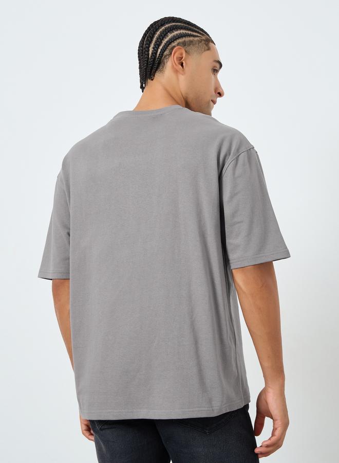 ستايلي تيشيرت واسع بطبعة جرافيك - Image 5